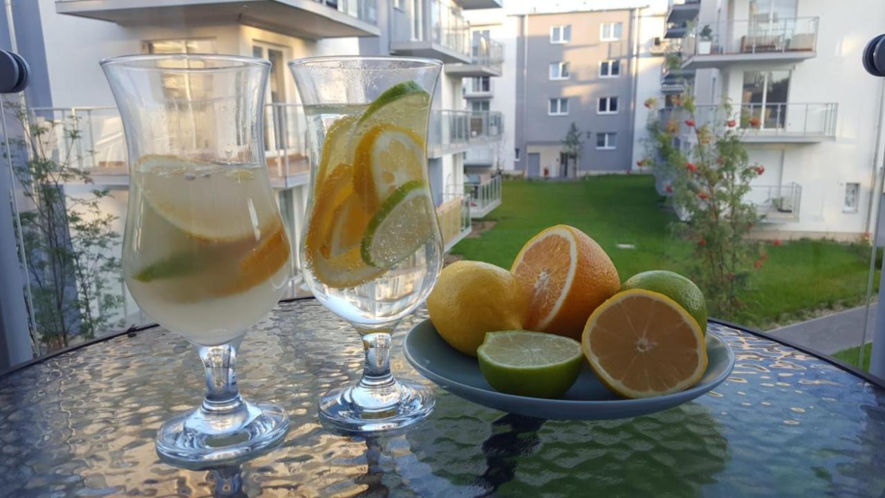 Apartamento Cztery Pory Roku & Porta Mare Kołobrzeg Exterior foto
